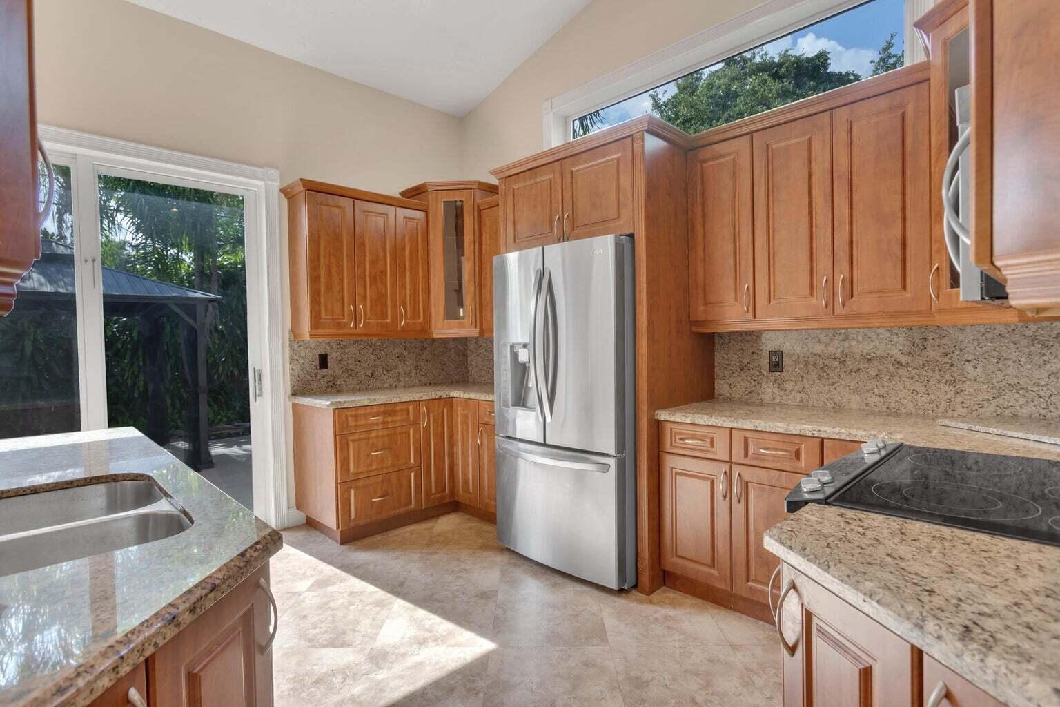 4500 SW 25th Terrace, Dania Beach FL 33312