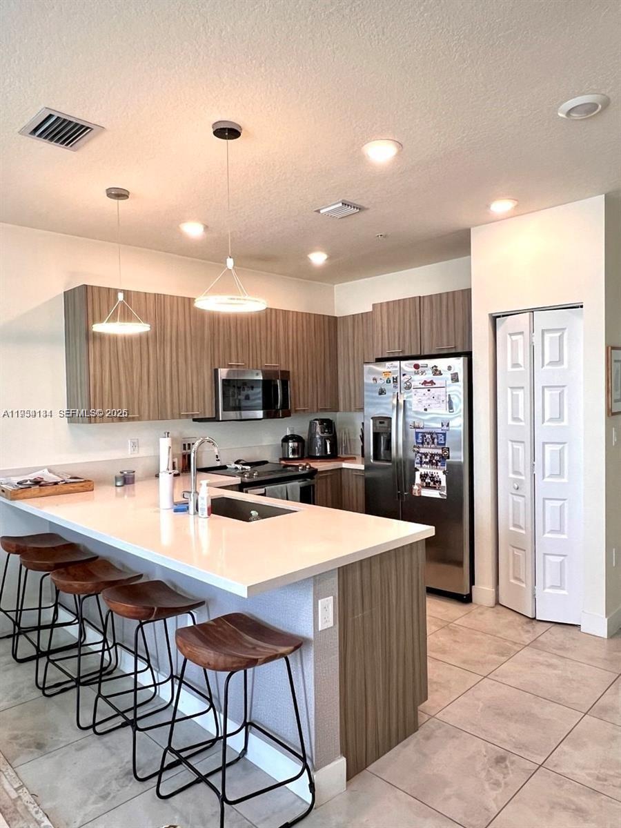 6420 NW 102nd Path # 304, Doral FL 33178
