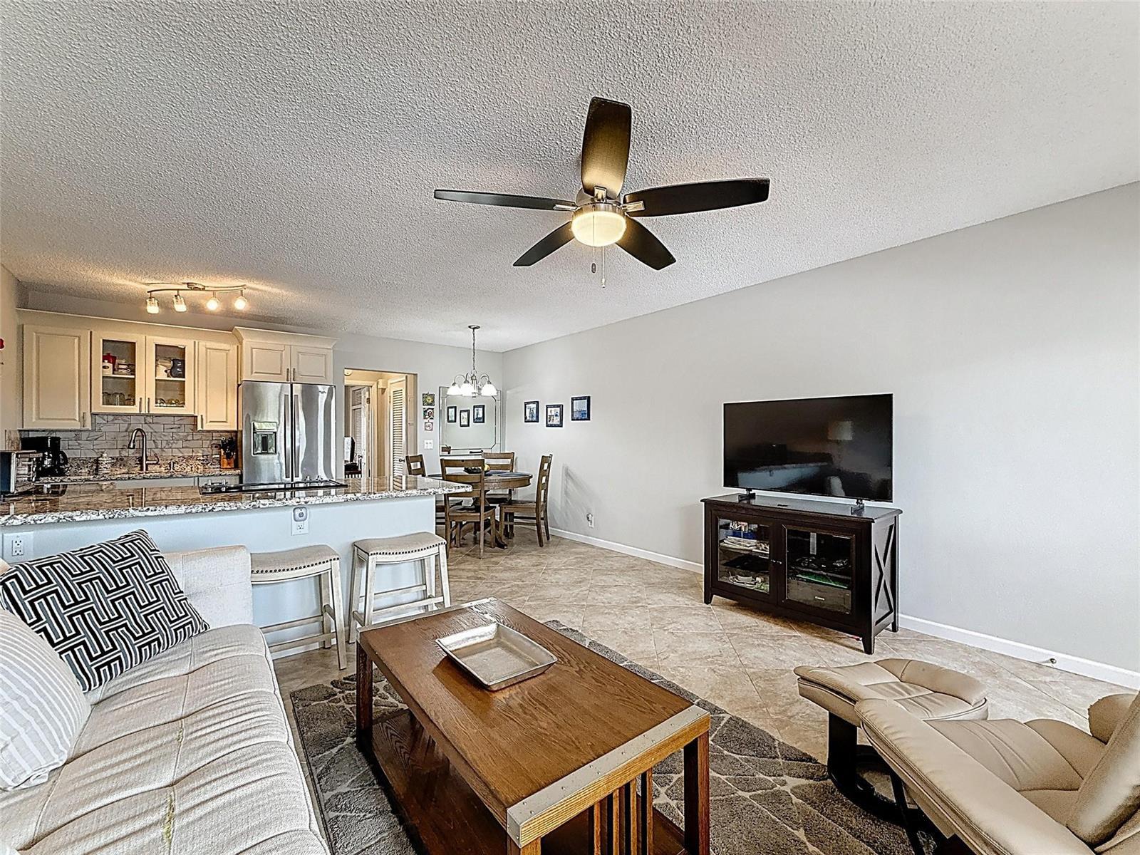800 SW 11th Avenue # 12, Hallandale Beach FL 33009