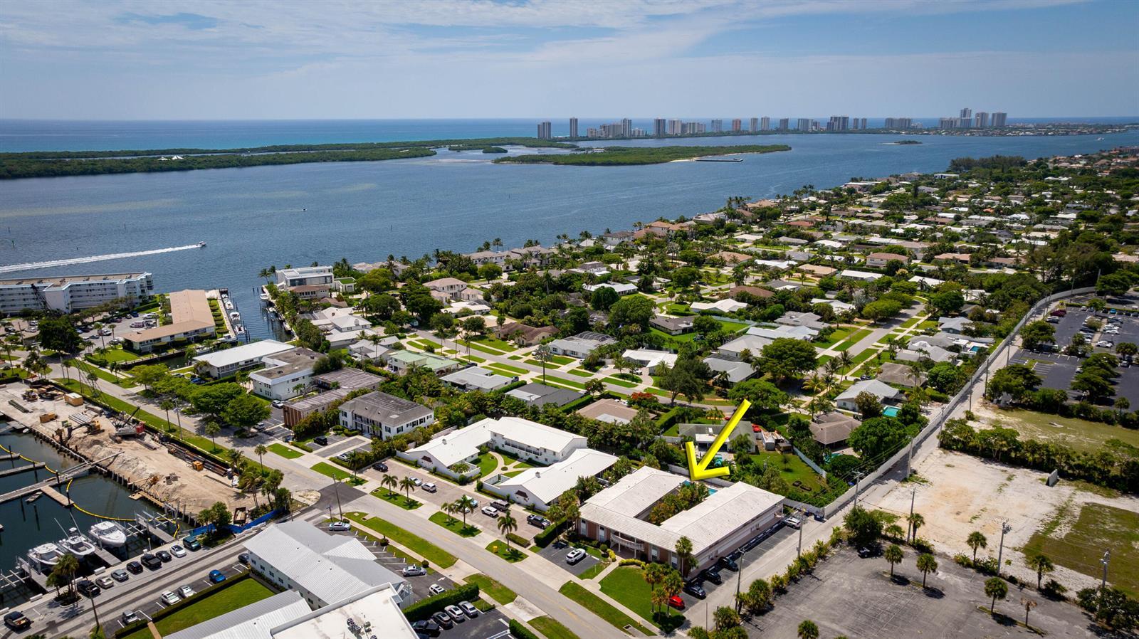 148 Yacht Club Drive # 10, North Palm Beach FL 33408