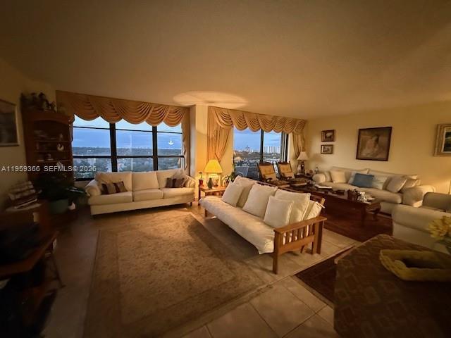 600 Three Islands Blvd # 1004, Hallandale Beach FL 33009