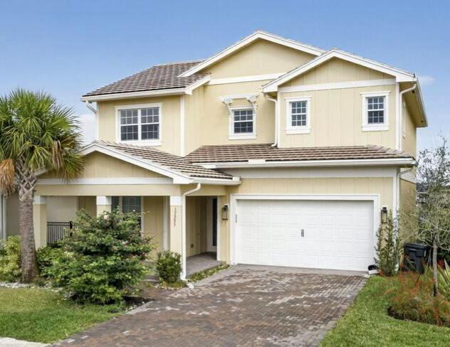 17235 Tawny Owl Trail, Loxahatchee FL 33470