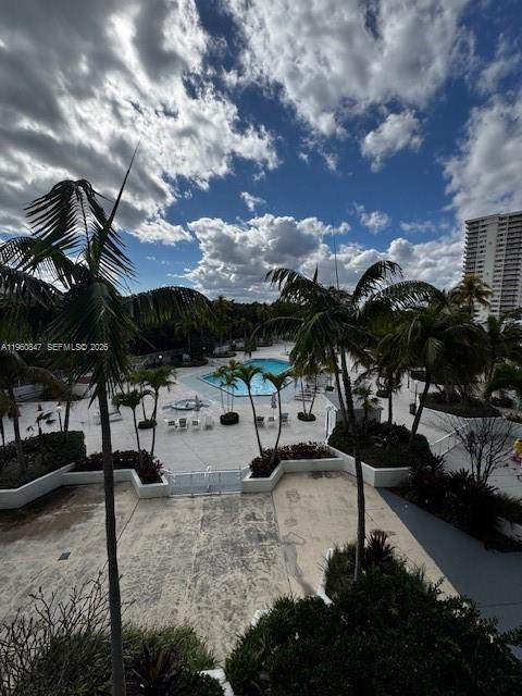 100 Bayview Dr # 319, Sunny Isles Beach FL 33160