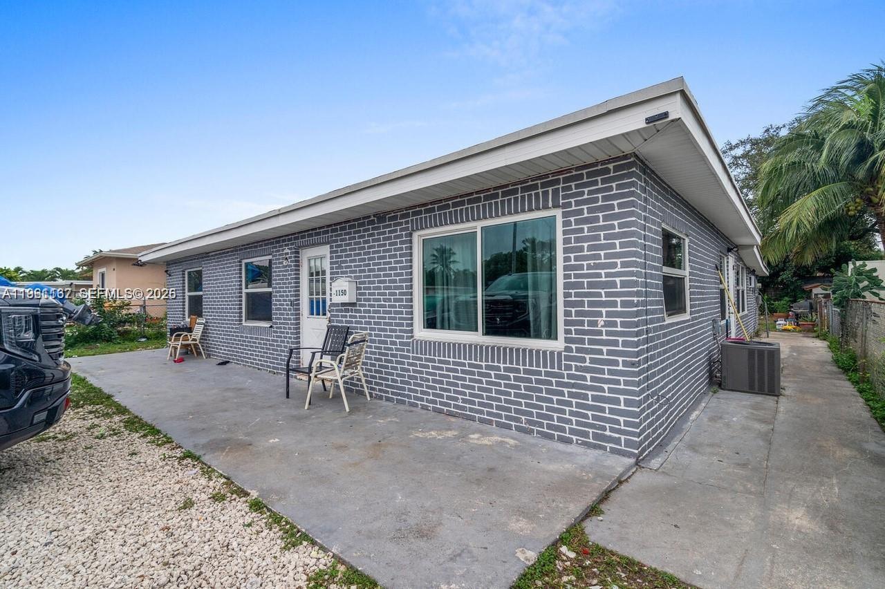 1150 SW 24th Ave, Fort Lauderdale FL 33312