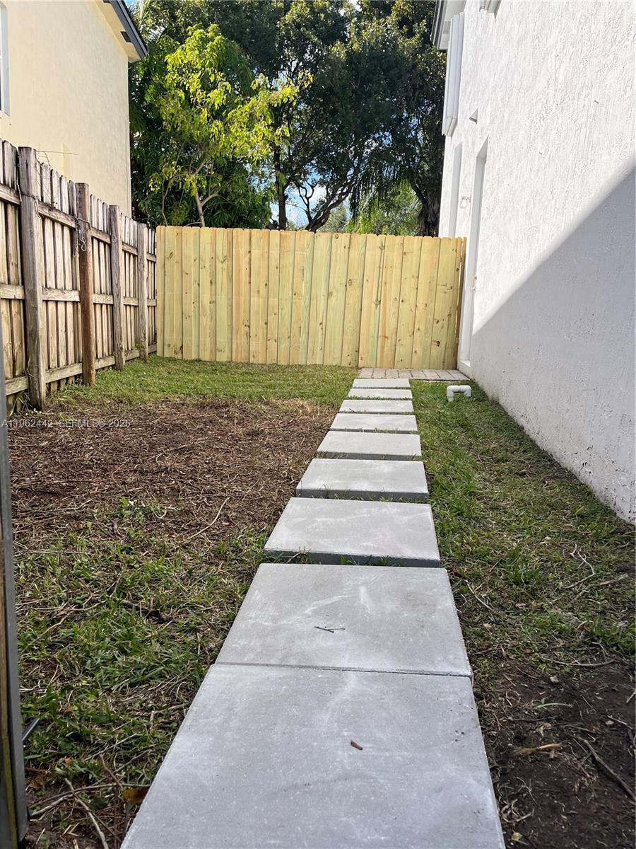238 NE 31st Ave, Homestead FL 33033