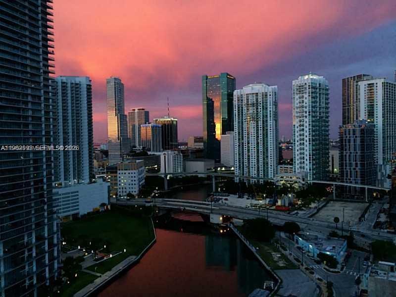 690 SW 1st Ct # 1506, Miami FL 33130