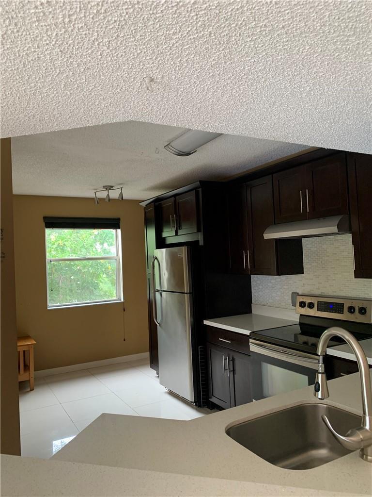 8891 Wiles Road # 308, Coral Springs FL 33067