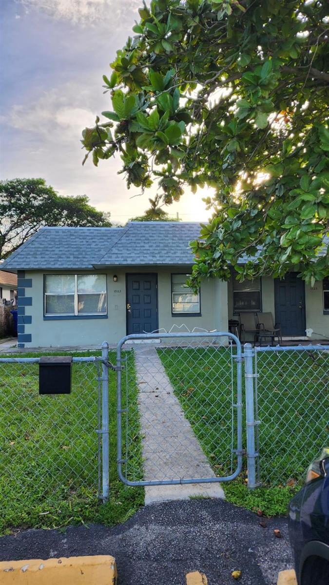 1523-1525 NW 8th Avenue, Fort Lauderdale FL 33311