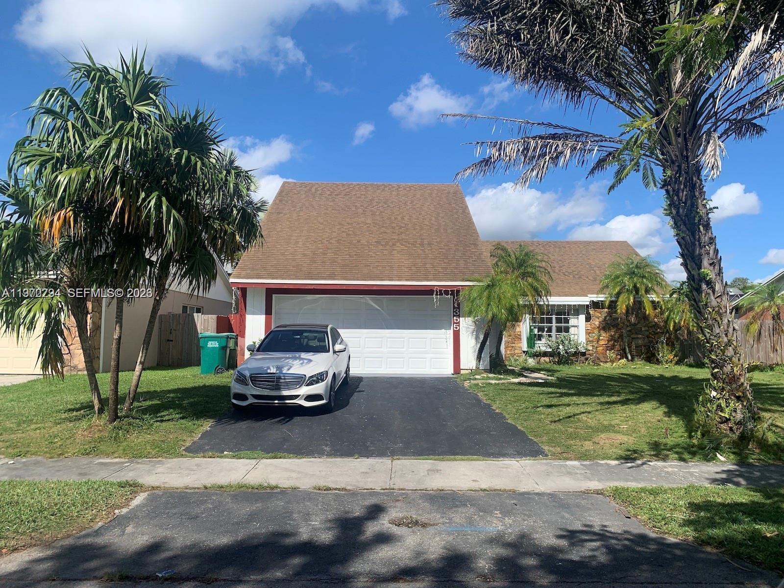 1355 S Fieldlark Ln, Homestead FL 33035