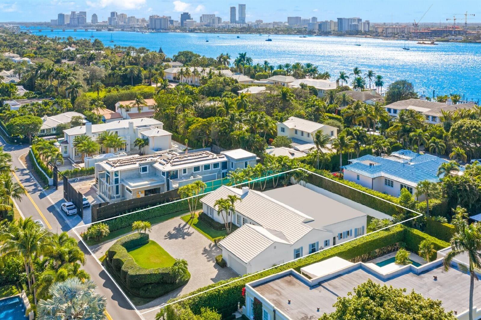 624 N Lake Way, Palm Beach FL 33480
