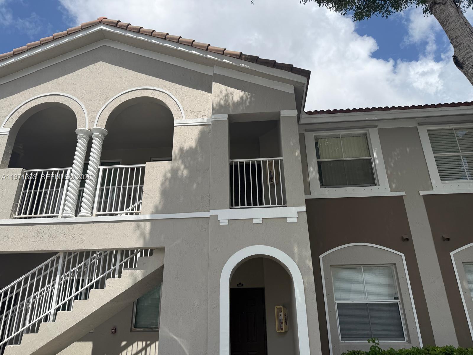 2731 SE 17th Ave # 201, Homestead FL 33035