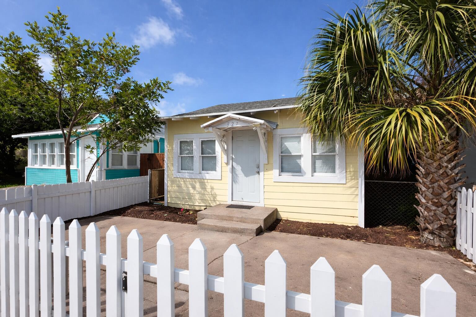327 S L Street, FL 33460