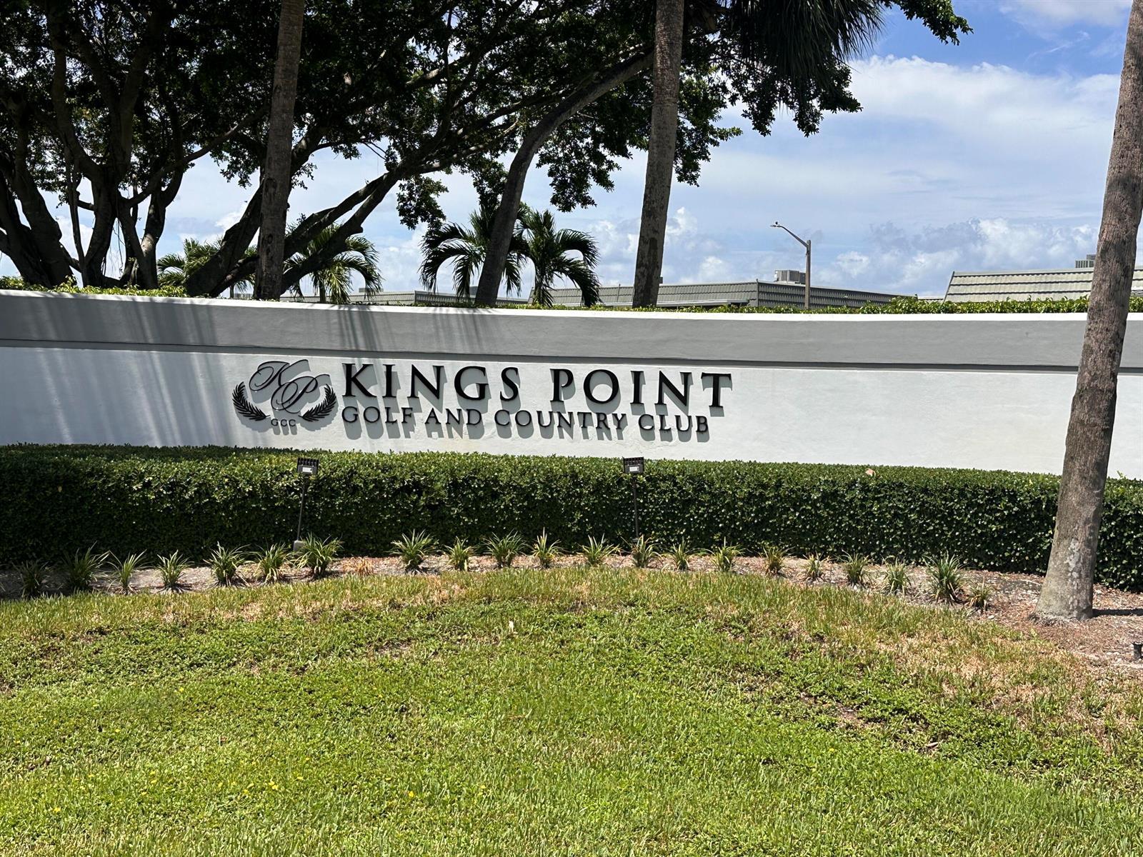 750 Burgundy P, Delray Beach FL 33484