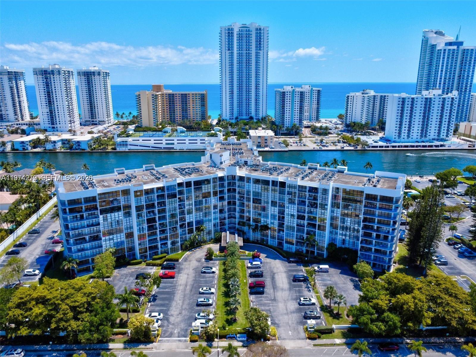 1000 Parkview Dr # 1022, Hallandale Beach FL 33009