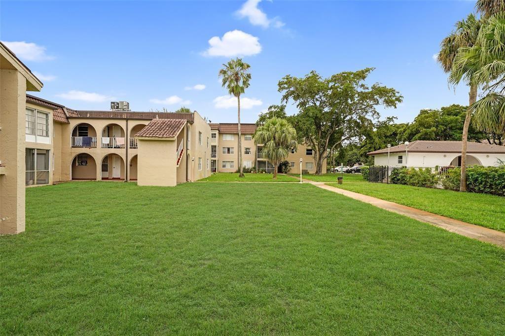 2710 Riverside Drive # a, Coral Springs FL 33065