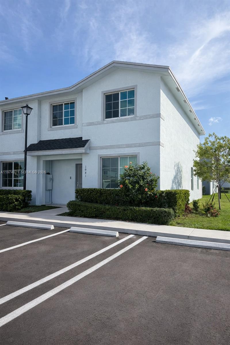 1081 NW 5th St, Florida City FL 33034
