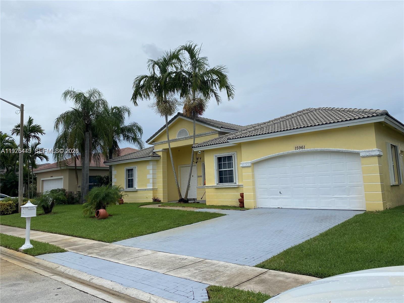 Pembroke Pines, FL