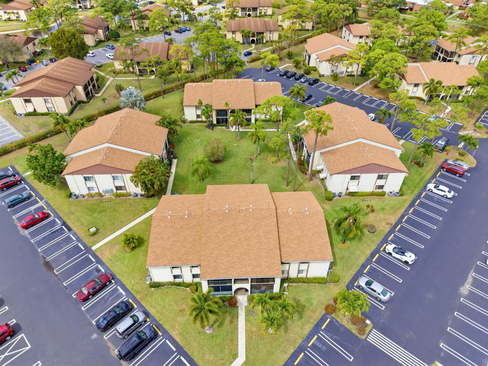 331 Knotty Pine Circle # 2, FL 33463