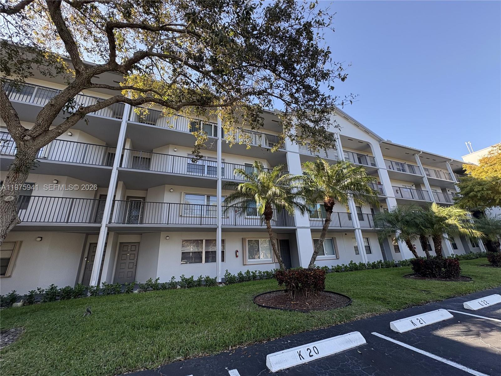 1300 SW 125th Ave # 204K, Pembroke Pines FL 33027