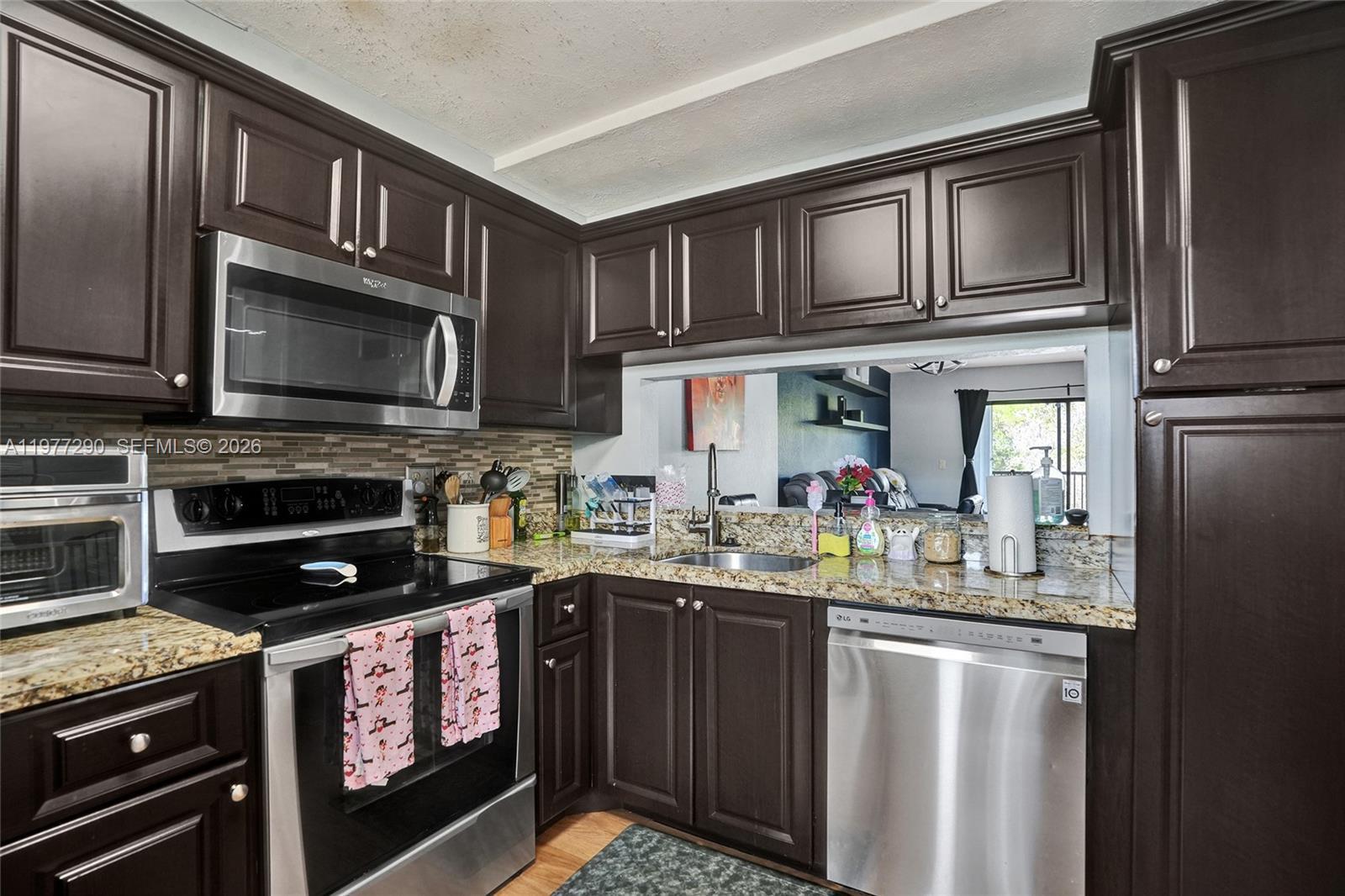 6575 W Oakland Park Blvd # 506, Lauderhill FL 33313