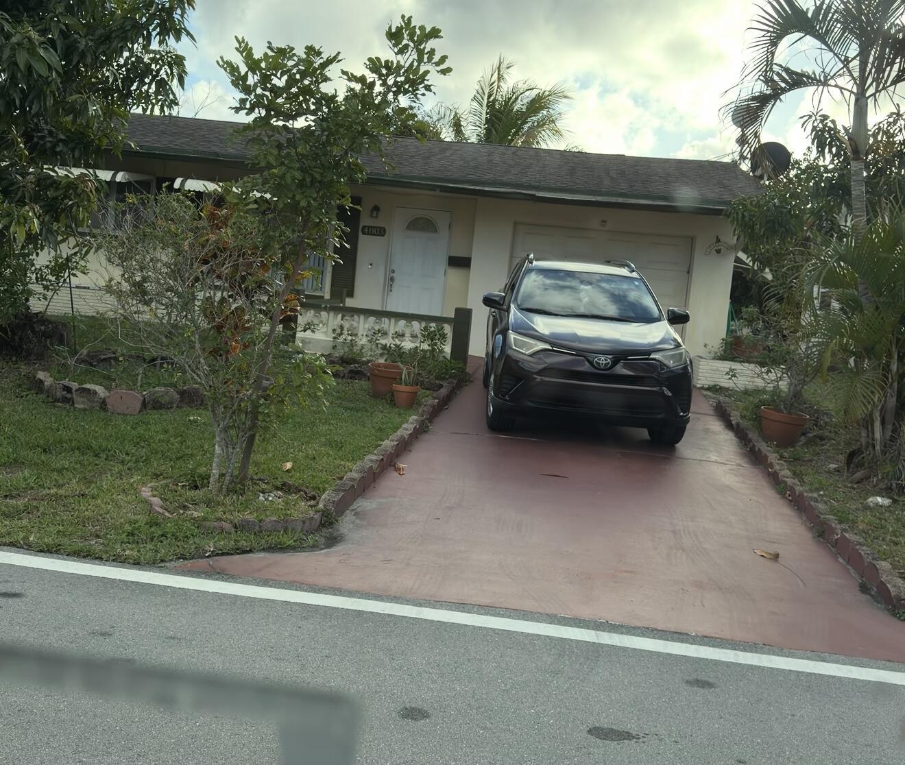 4803 Highland Drive, Tamarac FL 33319