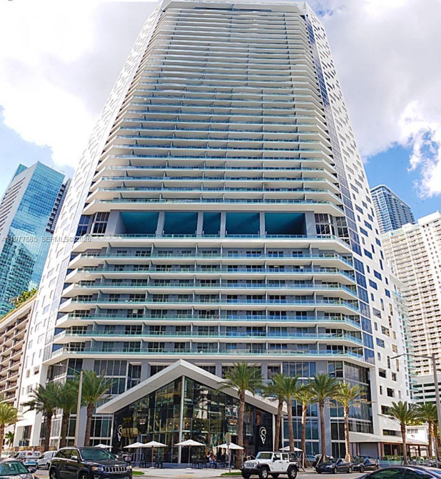 1300 Brickell Bay Dr # 2512, Miami FL 33131
