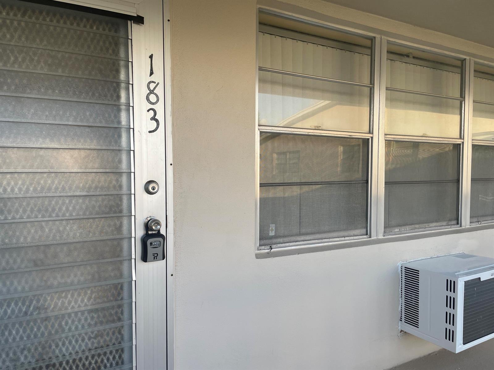183 Dorchester # H, West Palm Beach FL 33417