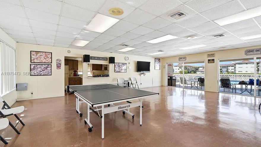 1825 S Ocean Dr # 811, Hallandale Beach FL 33009