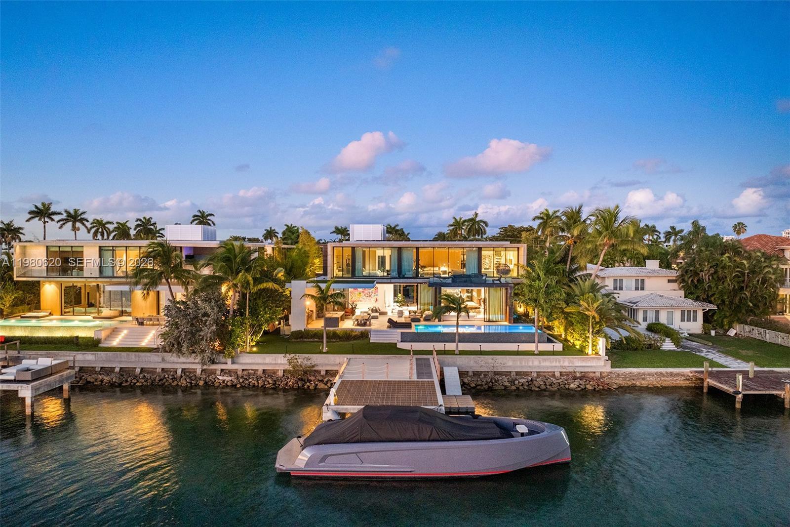 310 S Hibiscus Dr, Miami Beach FL 33139