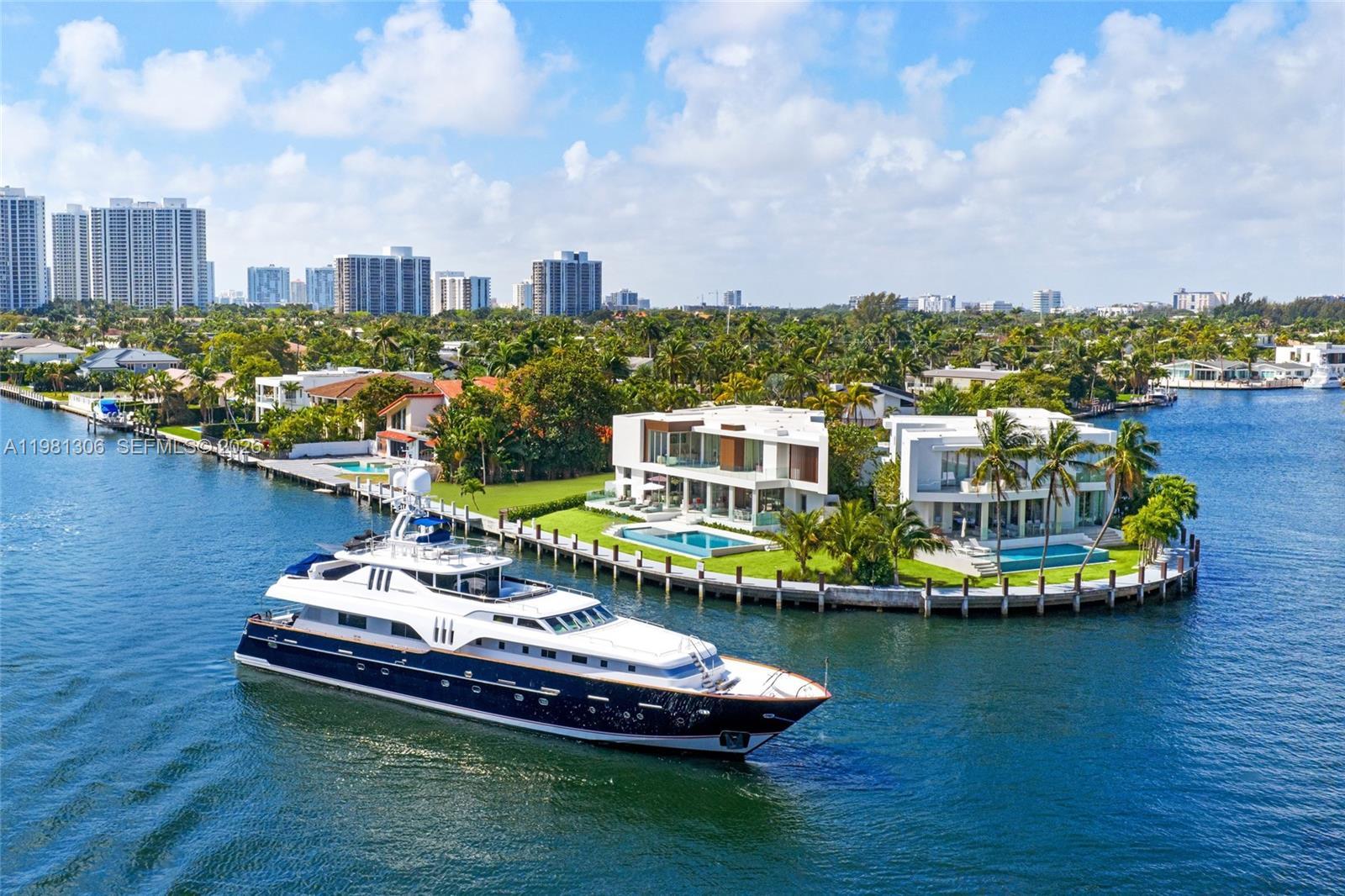 503 Palm Dr, Hallandale Beach FL 33009