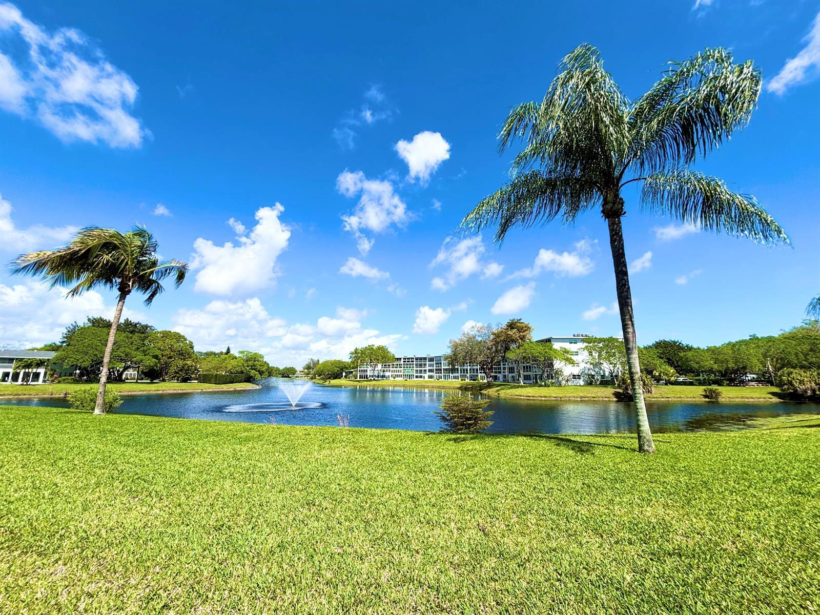 4015 Oakridge A # 4015, Deerfield Beach FL 33442