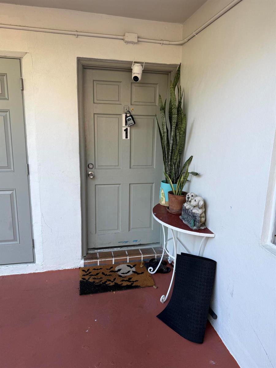 3100 Coral Springs Drive # 1i, Coral Springs FL 33065