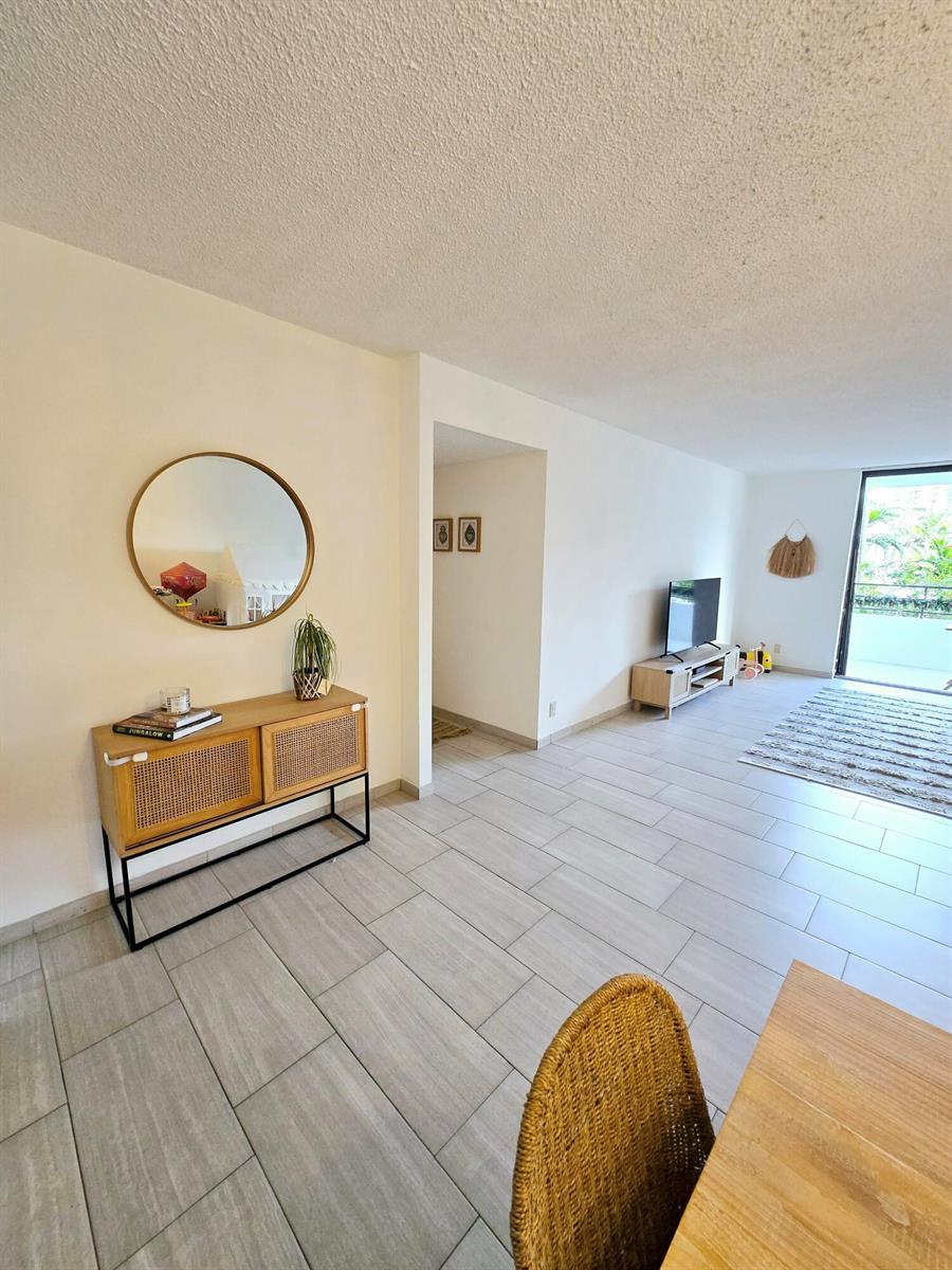 2500 Parkview Drive # 412, Hallandale Beach FL 33009