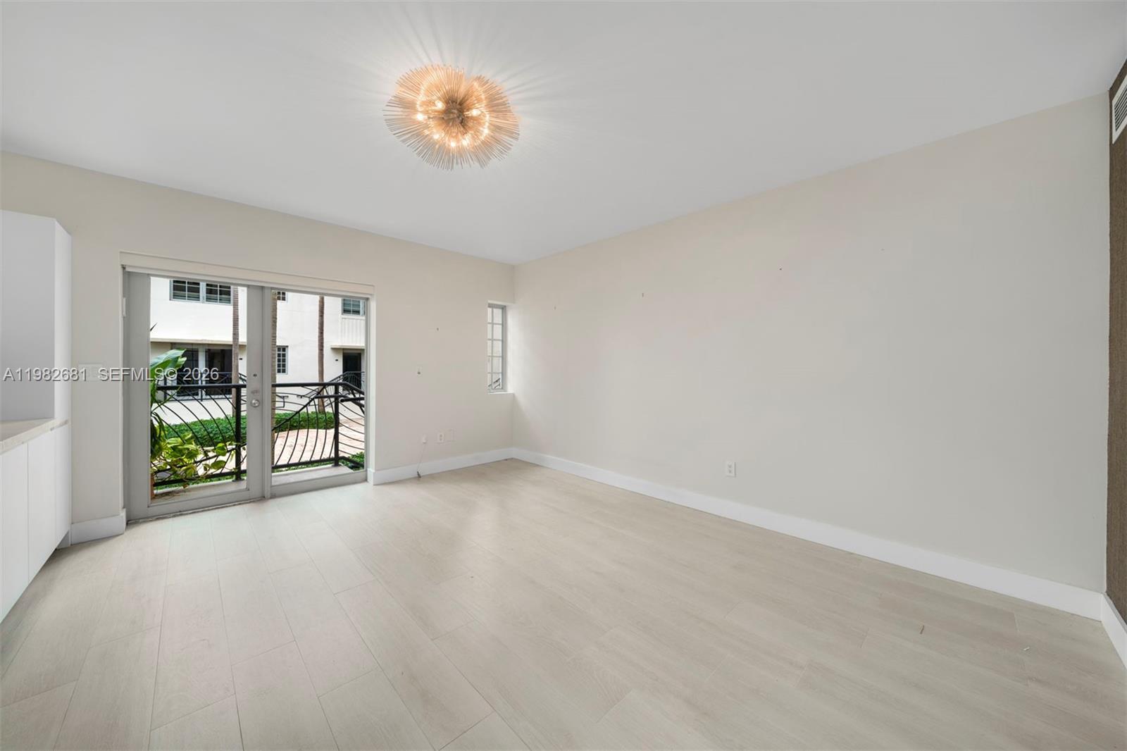 435 21st St # 103, Miami Beach FL 33139