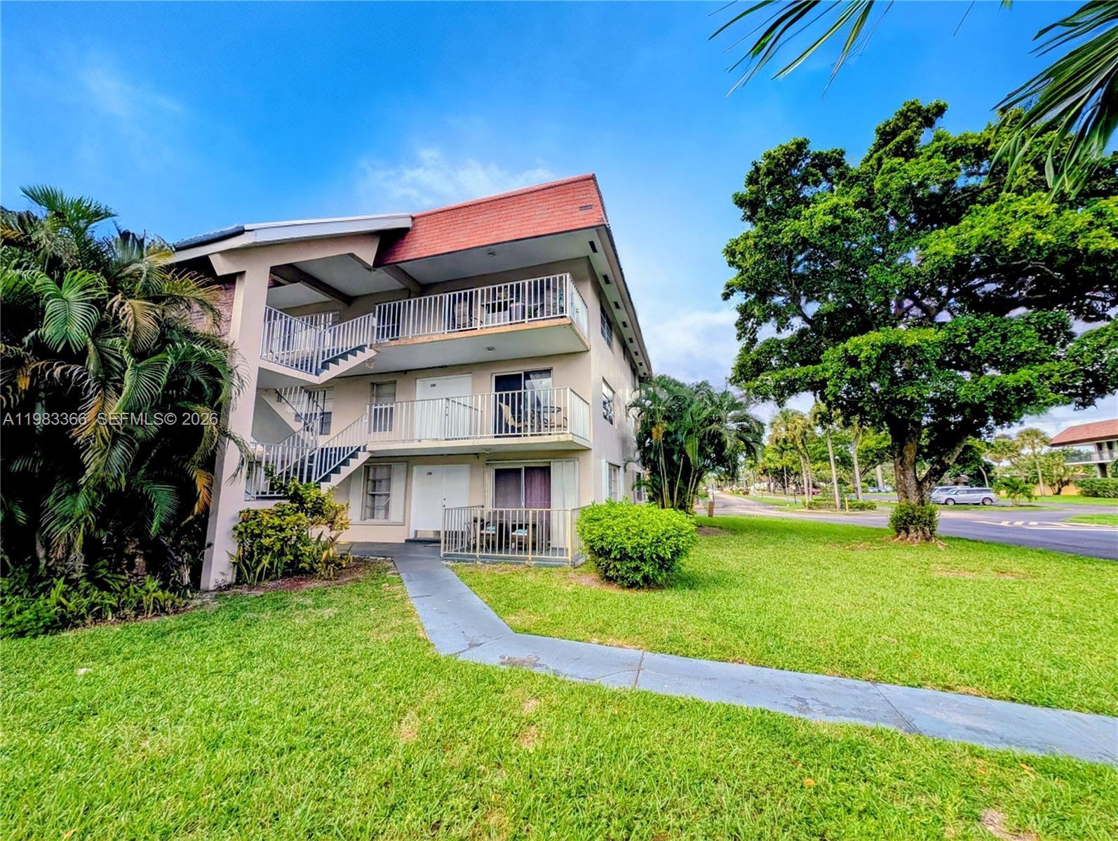 3061 NW 47th Ter # 226A, Lauderdale Lakes FL 33313