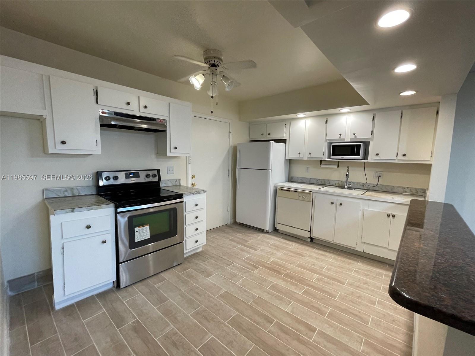 2061 NW 47th Ter # 306, Lauderhill FL 33313