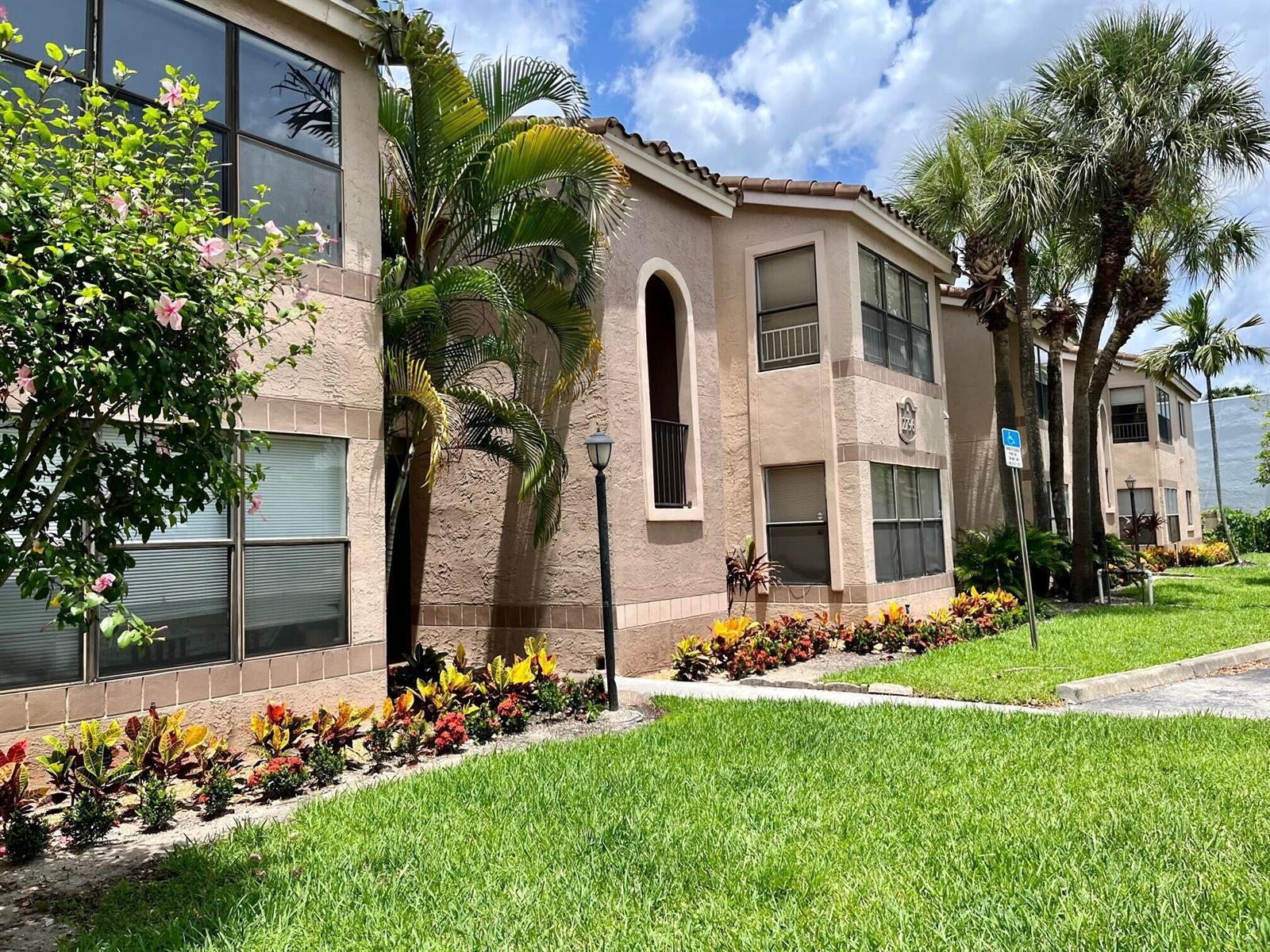 2796 S University Drive # 2207, Davie FL 33328