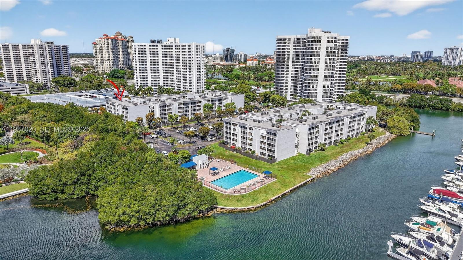 3350 NE 192nd St # B, Aventura FL 33180