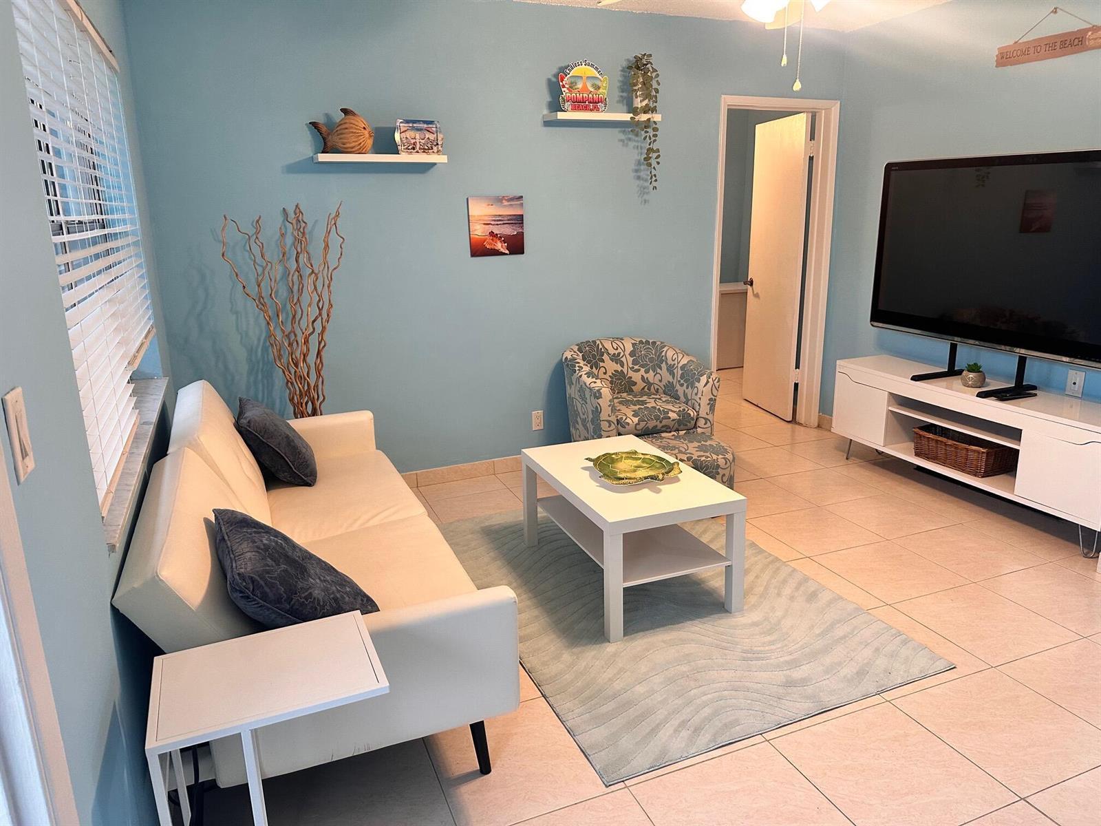 3240 NE 16th Street # 7, Pompano Beach FL 33062