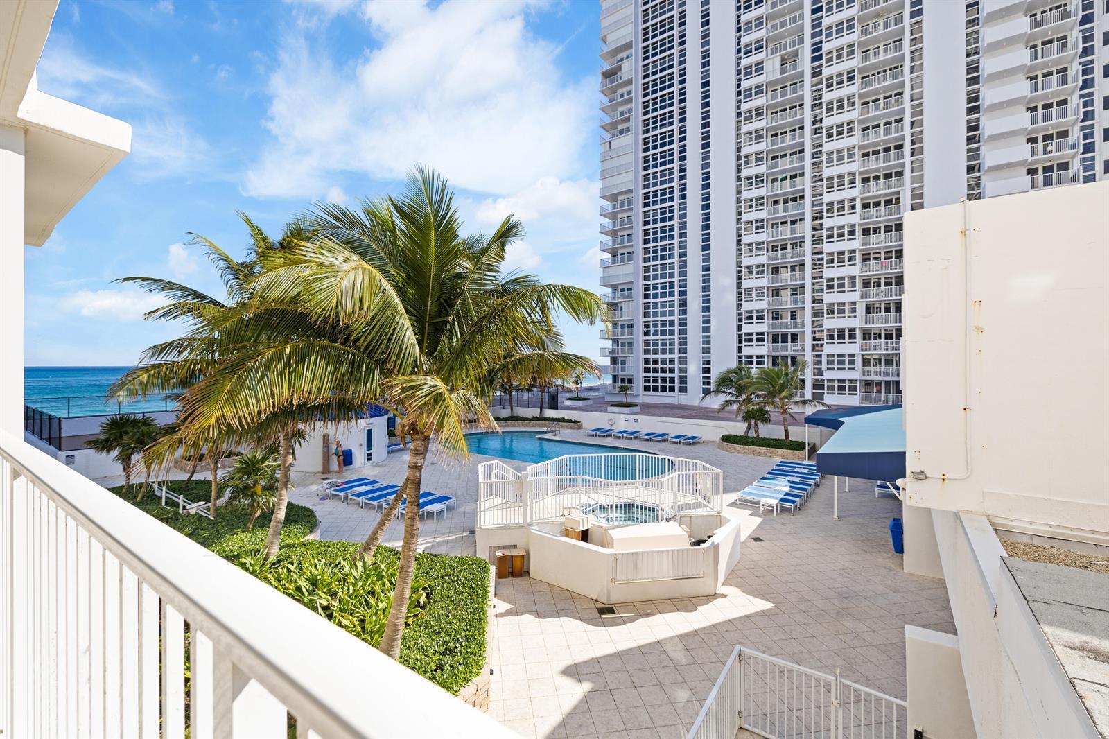 1360 S Ocean Boulevard # 403, Pompano Beach FL 33062