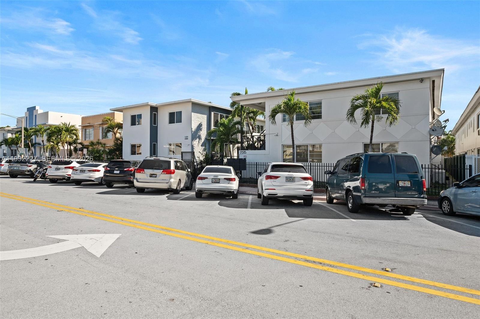 7315 Byron Ave # 10, Miami Beach FL 33141
