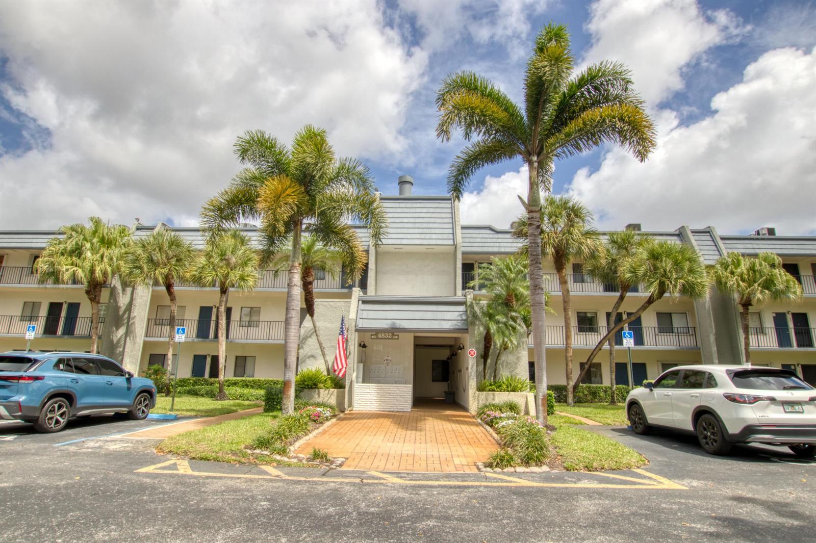 4832 Esedra Court # 204, Lake Worth FL 33467