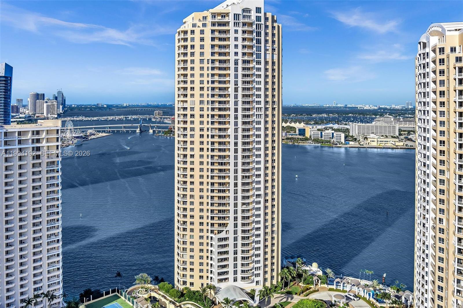 848 Brickell Key Dr # 2702, Miami FL 33131
