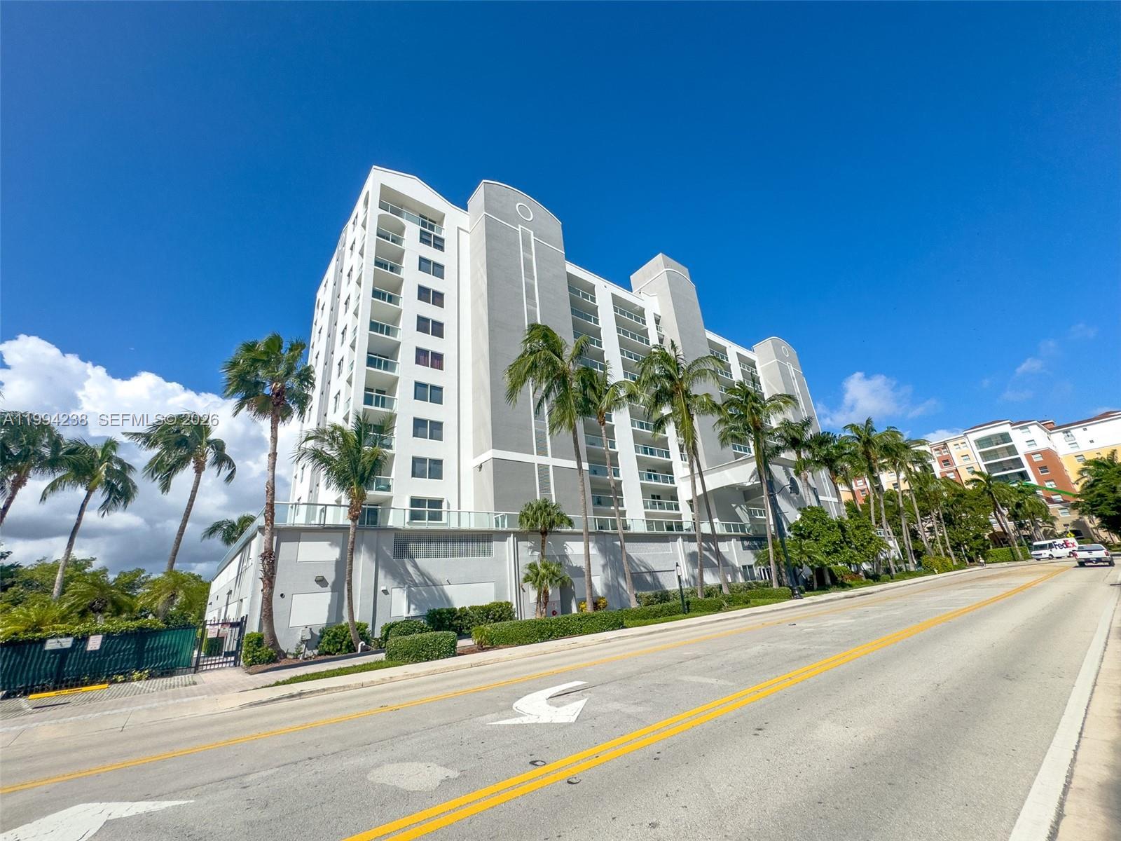 Sunny Isles Beach, FL