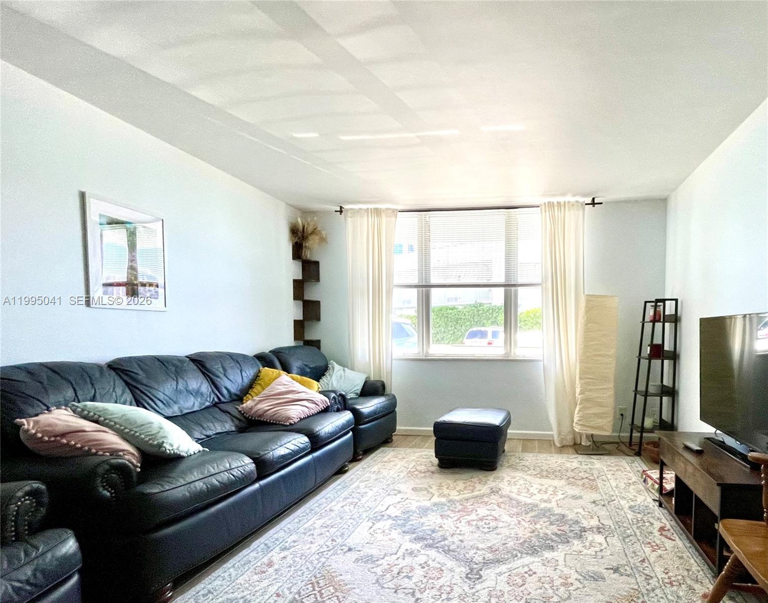 1913 S OCEAN DR # 129, Hallandale Beach FL 33009