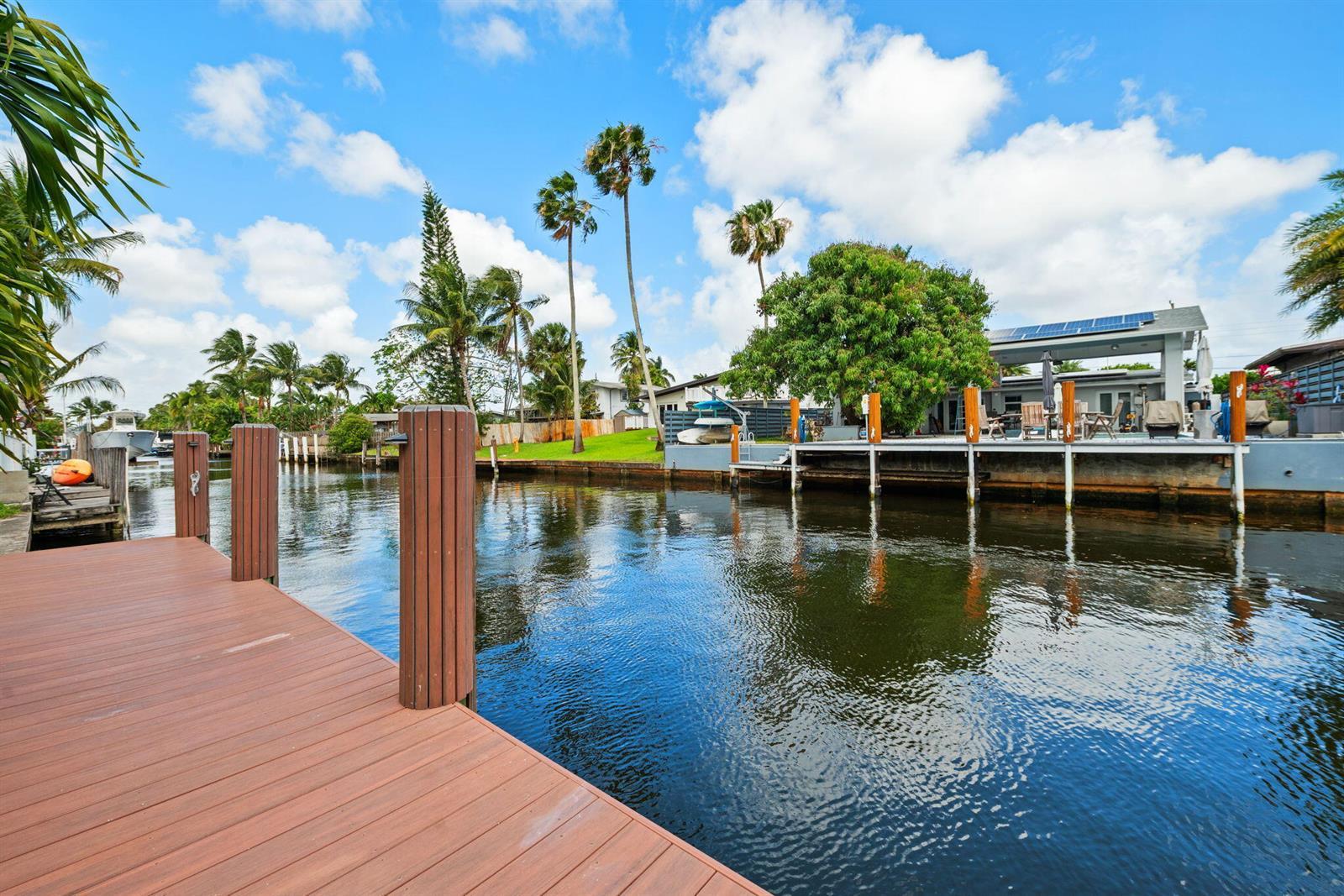 2512 Sugarloaf Lane, Fort Lauderdale FL 33312