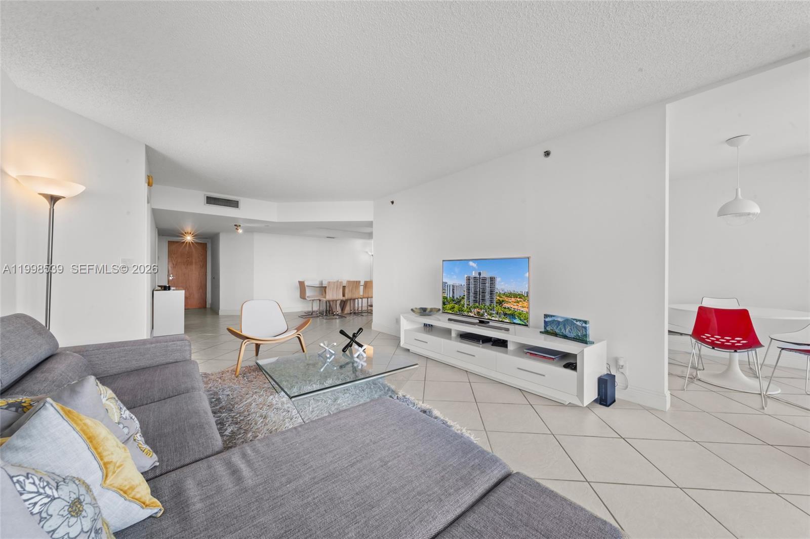 3598 Yacht Club Dr, Aventura FL 33180