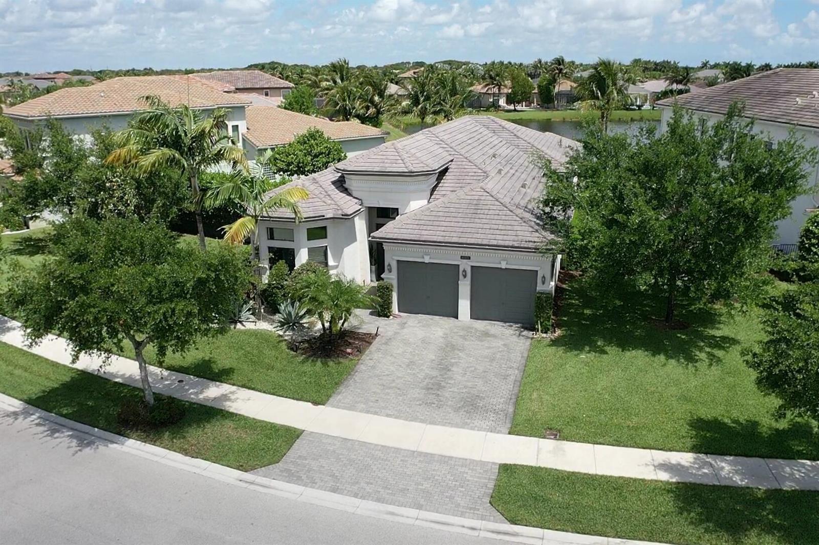 16872 Pavilion Way, Delray Beach FL 33446