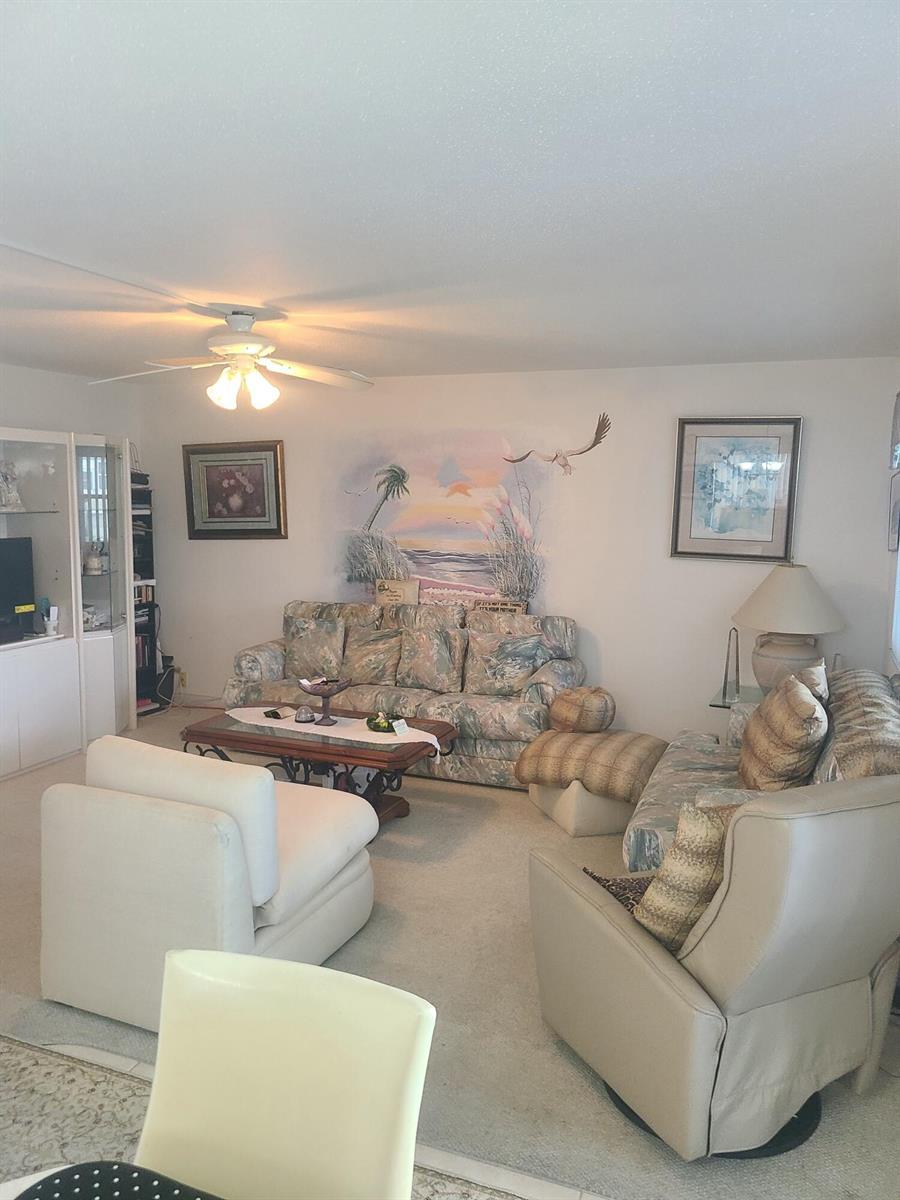 257 Brittany F # 257, Delray Beach FL 33446