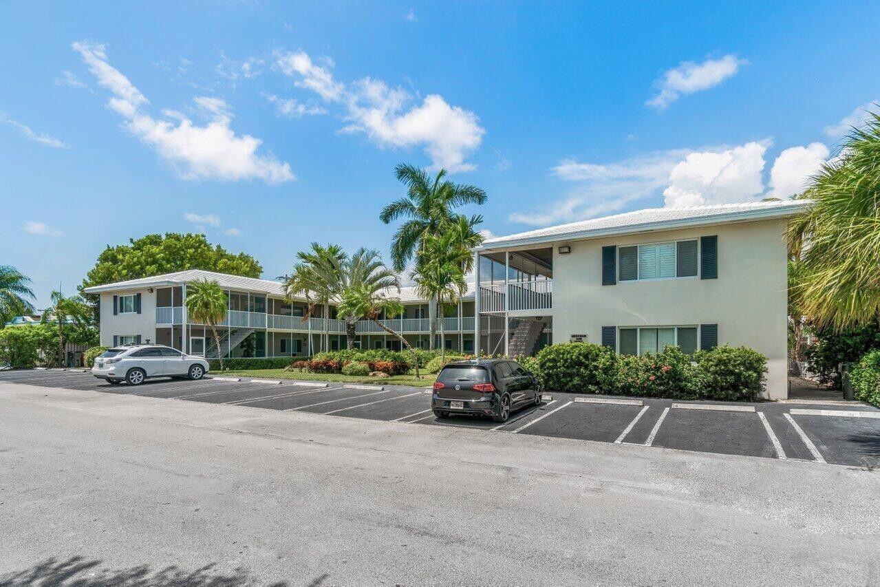 426 NE 7th Avenue # 2b, Delray Beach FL 33483